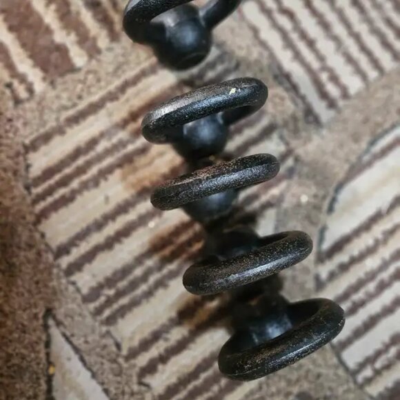 5x 5 lb iron Kettlebells weights - Picture 2 of 4